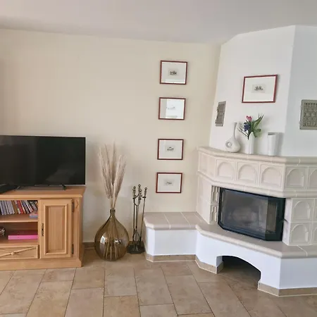 Rosenbergperle - 300m Zum * 징스트