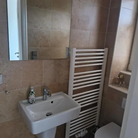 Rosenbergperle - 300m Zum * 징스트