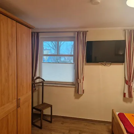 Rosenbergperle - 300m Zum Holiday home Zingst