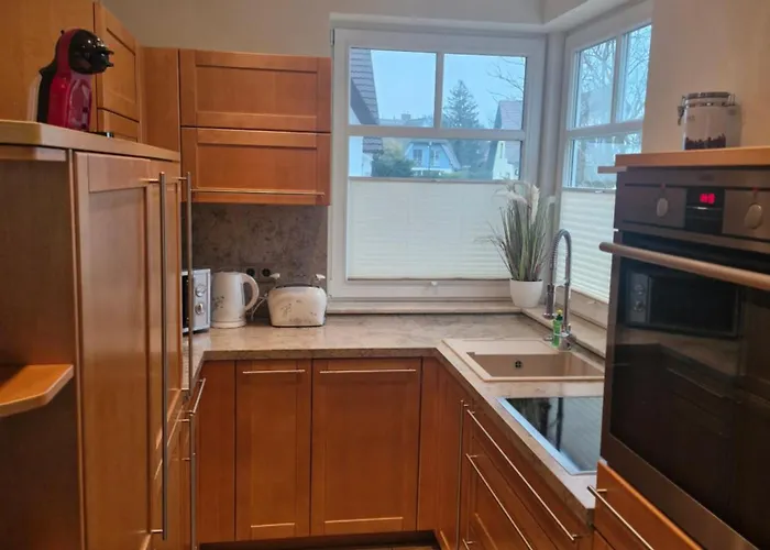 Rosenbergperle - 300m Zum *